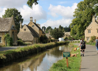 Małe domki drewniane do 35 m² – idealne rozwiązanie bez pozwolenia? Małe domki drewniane do 35 m² – idealne rozwiązanie bez pozwolenia?