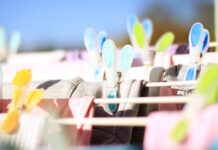 Jak odświeżyć kaszmirowy sweter bez prania – metody