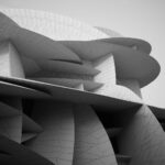 Architektura immersyjna: budynki projektowane jak scenografie, które angażują wszystkie zmysły